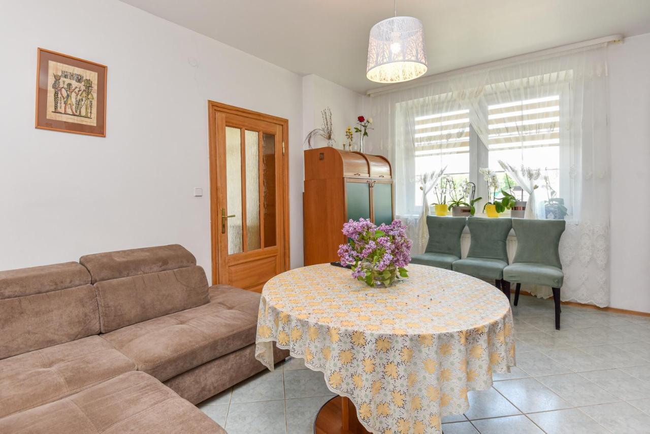 Medziotoju Apartment In Old City Palanga Ngoại thất bức ảnh