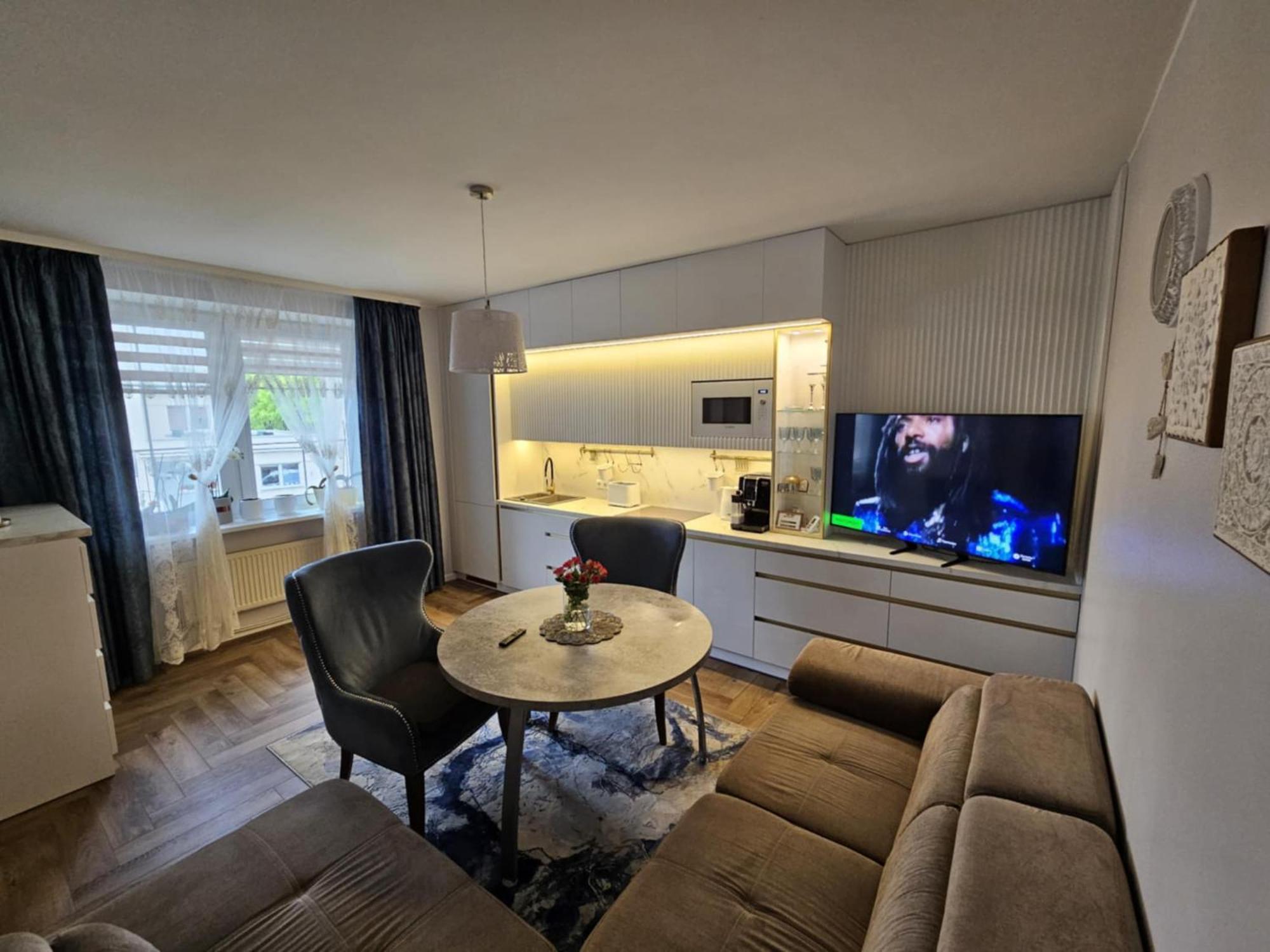 Medziotoju Apartment In Old City Palanga Ngoại thất bức ảnh